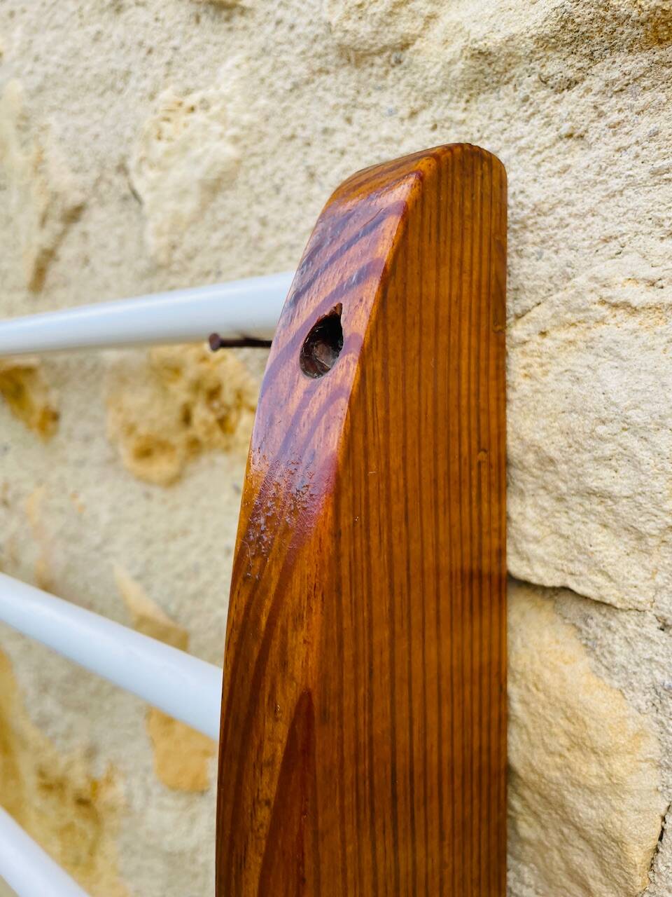 Vintage oak towel rack/wall-mounted bracket, circa 1970s
