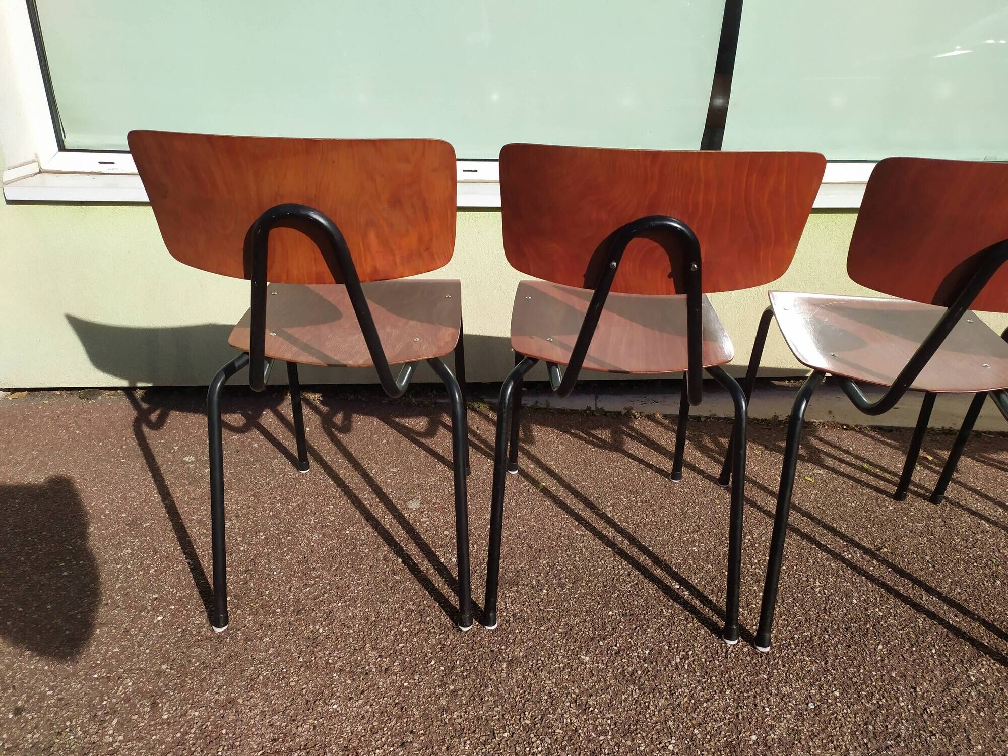 Set of 6 Dutch and metal school chairs - adult