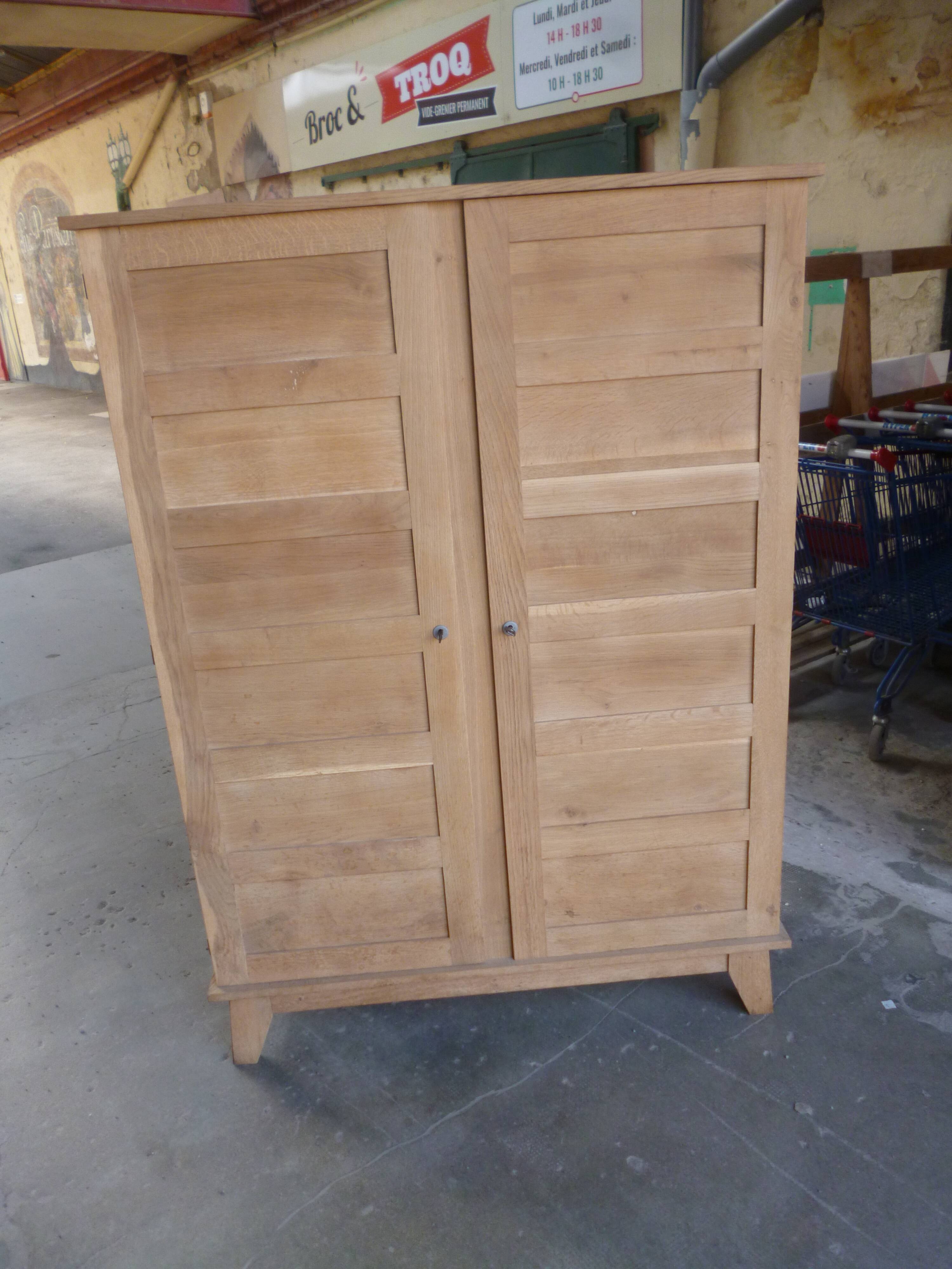 Oak cabinet by René Gabriel