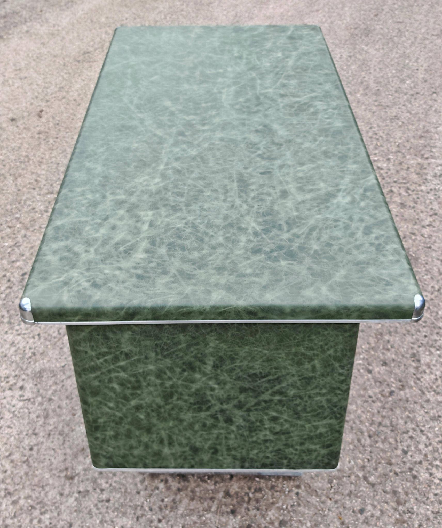 Art Deco or Bauhaus desk in metal covered with leather, Gio Ponti style.