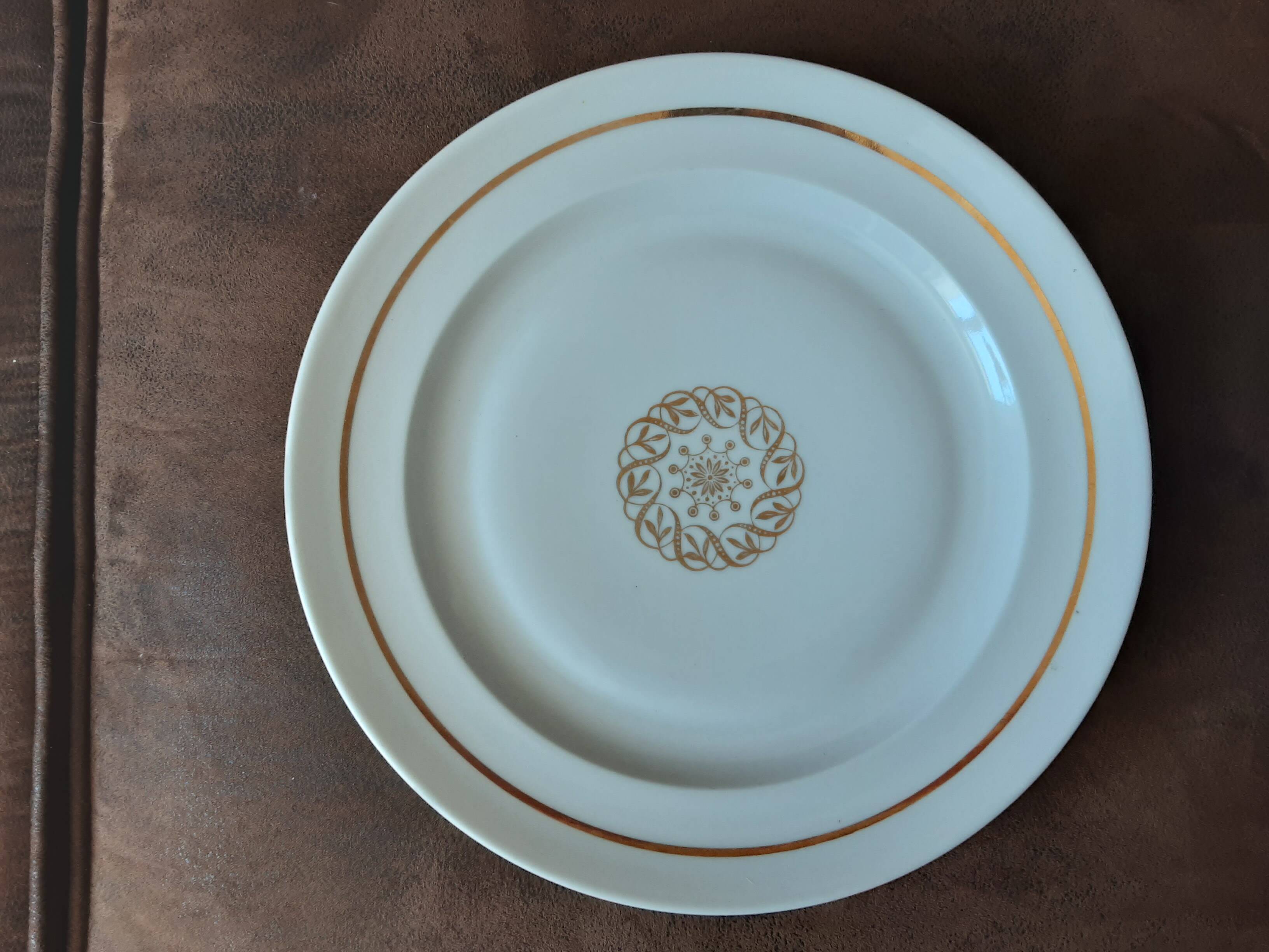 M&S Round Dish