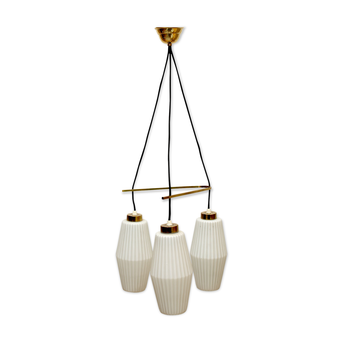 1950s Italian triangle lamp in brass and opalglass