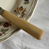 Set of 11 old table knives, horn handle, stainless blade and silver ferrule