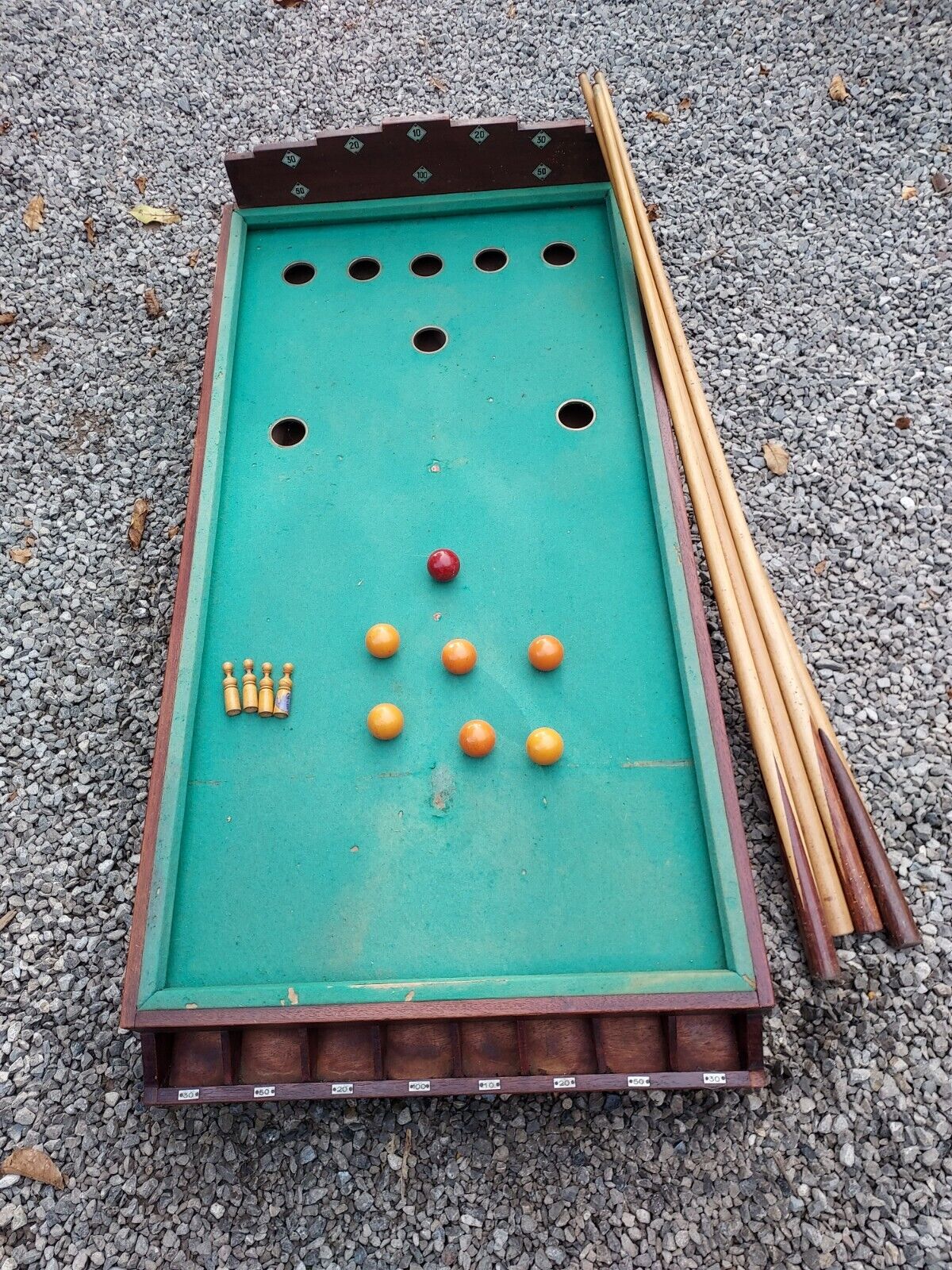 Russian table billiards