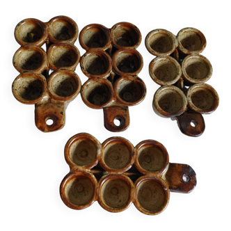 4 old stoneware snail pans with 6 cups total of 24 cups