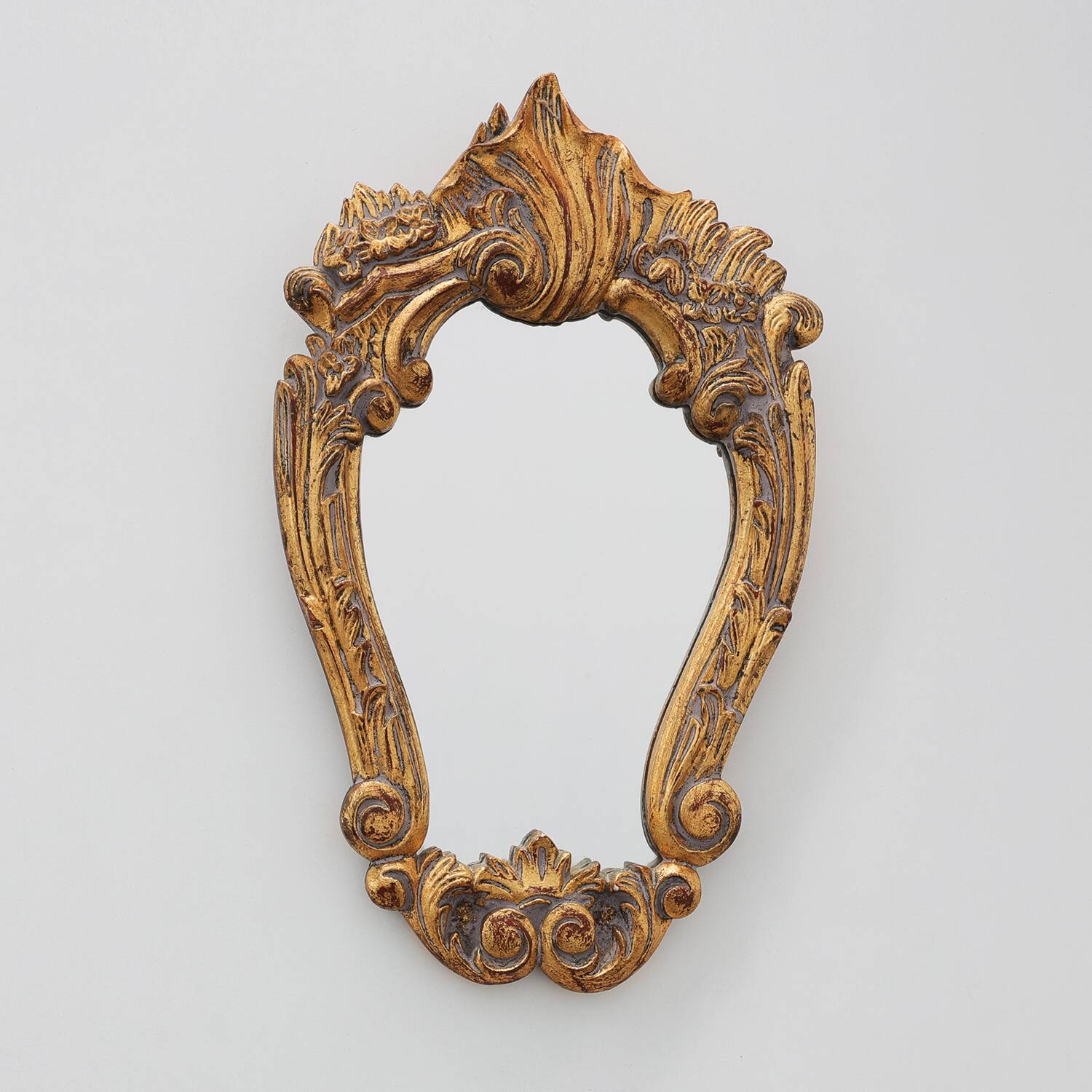 Petit miroir doré de style rococo, Italie, XXe siècle
