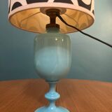 Lampe à poser année 70 en opaline bleu turquoise