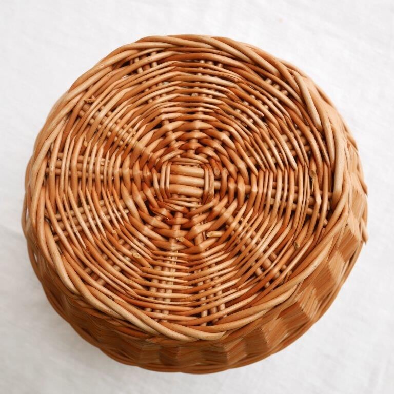 Basket box with lid or pocket tray