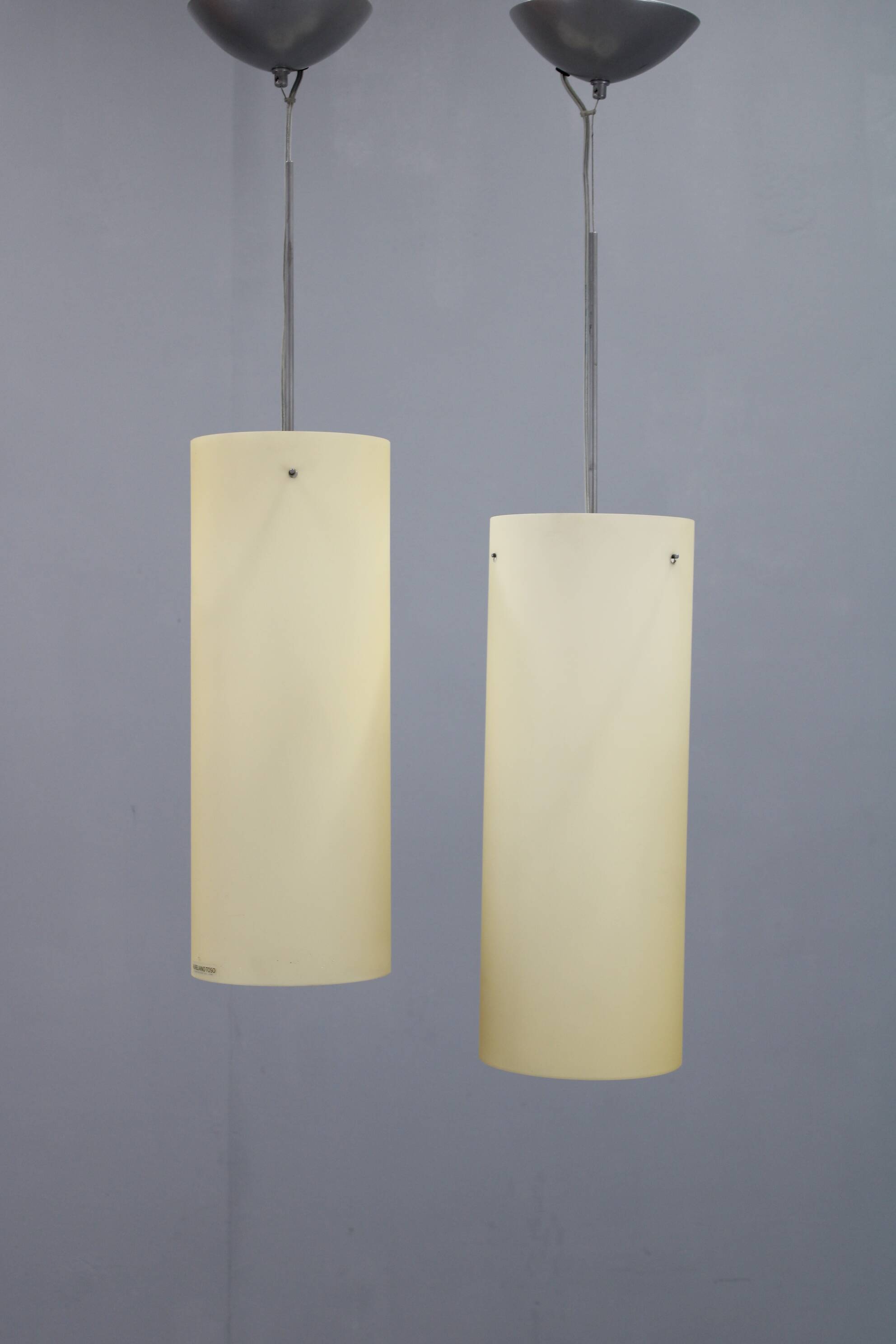 1980s pair of Aureliano Toso glass pendant lights, Italy