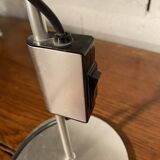 Lampe de bureau rise and fall de peter nelson et ronald home pour conelight