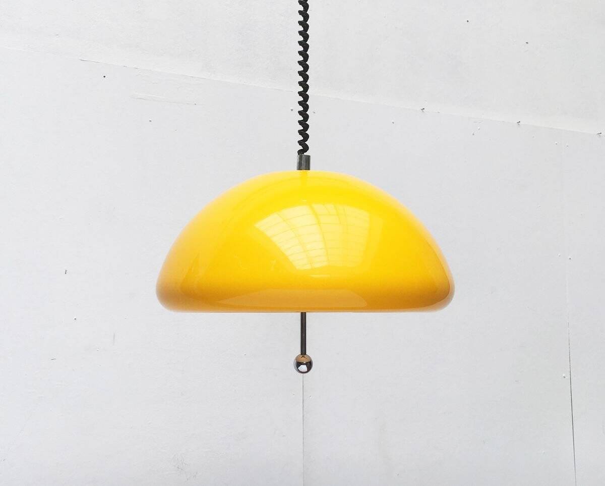 Space Age hanging lamp Cabras by Luigi Massoni for Guzzini