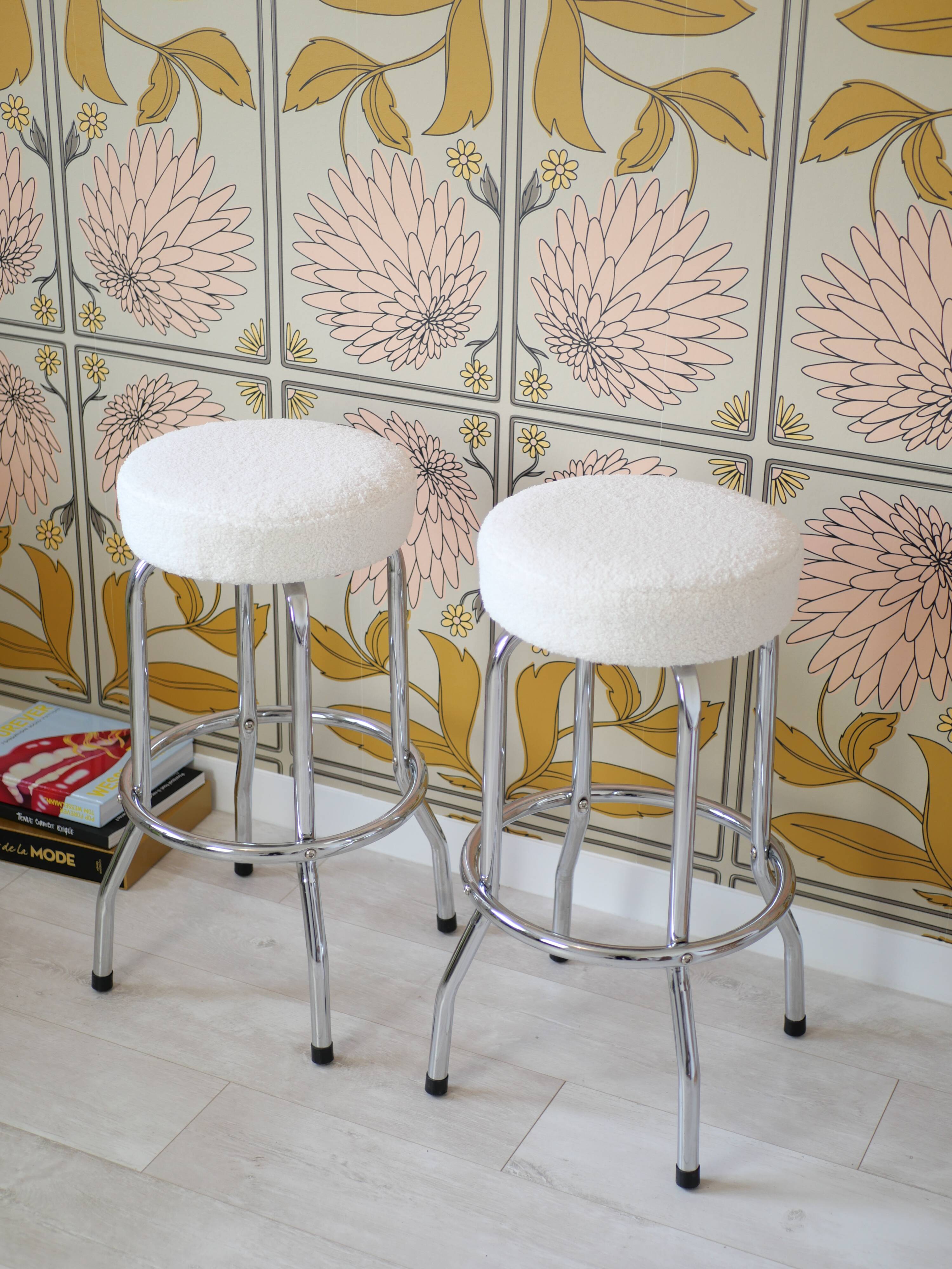 Pair of bar stools - boucle fabric