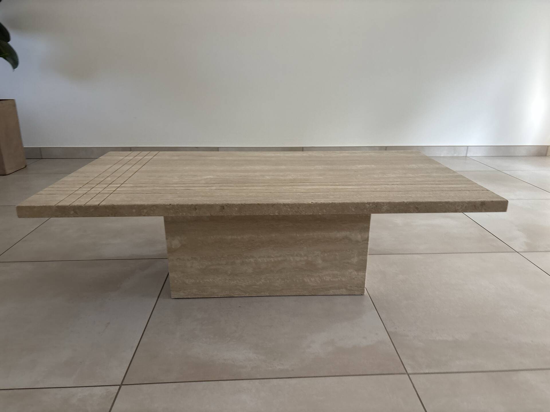 Table basse en travertin