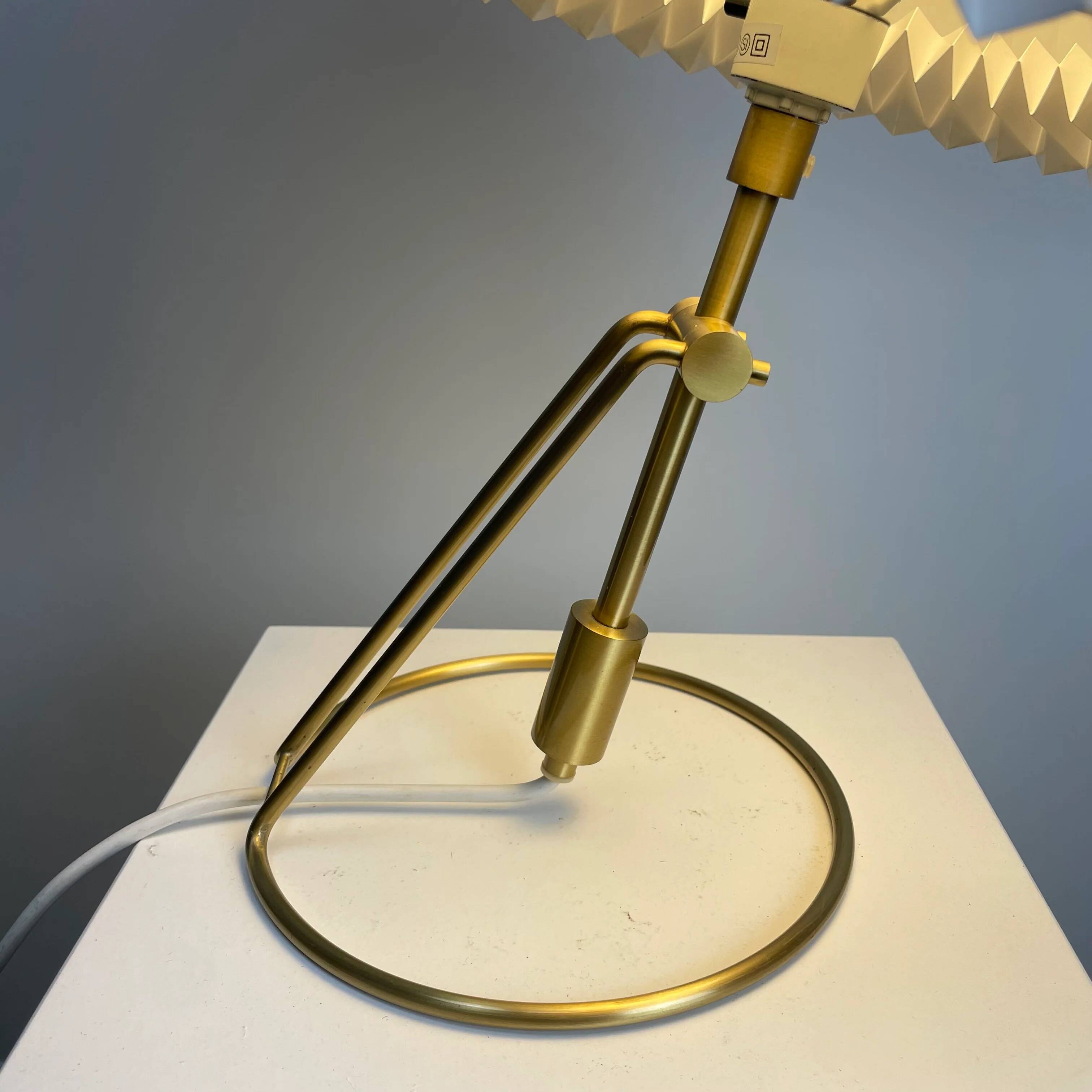 Table lamp Le Klint model 305 by Christian Hvidt 1970