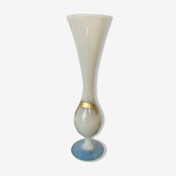 Vase soliflore opaline blanche