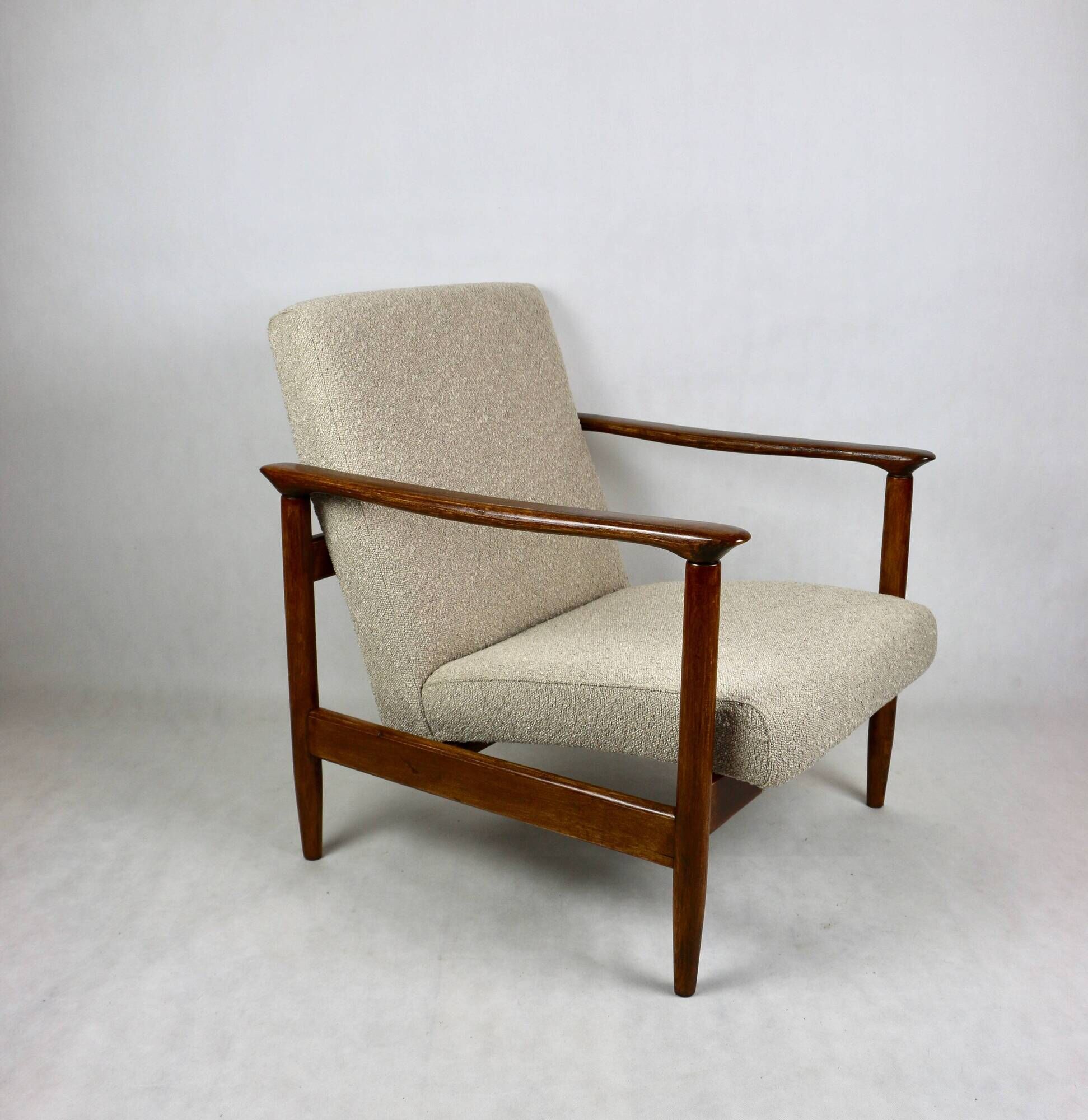 GFM-142 armchair, design by Edmund Homa from the 70s, beige boucle - 2 pieces available
