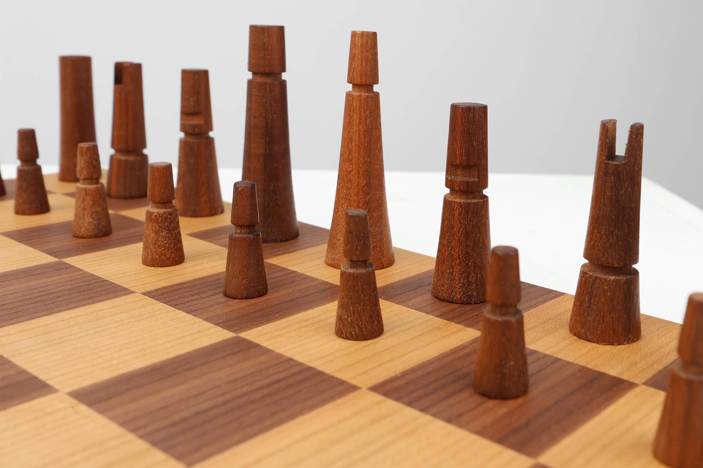 De Coene Chess Set With Original Box Attr. to Christophe Gevers, Belgium