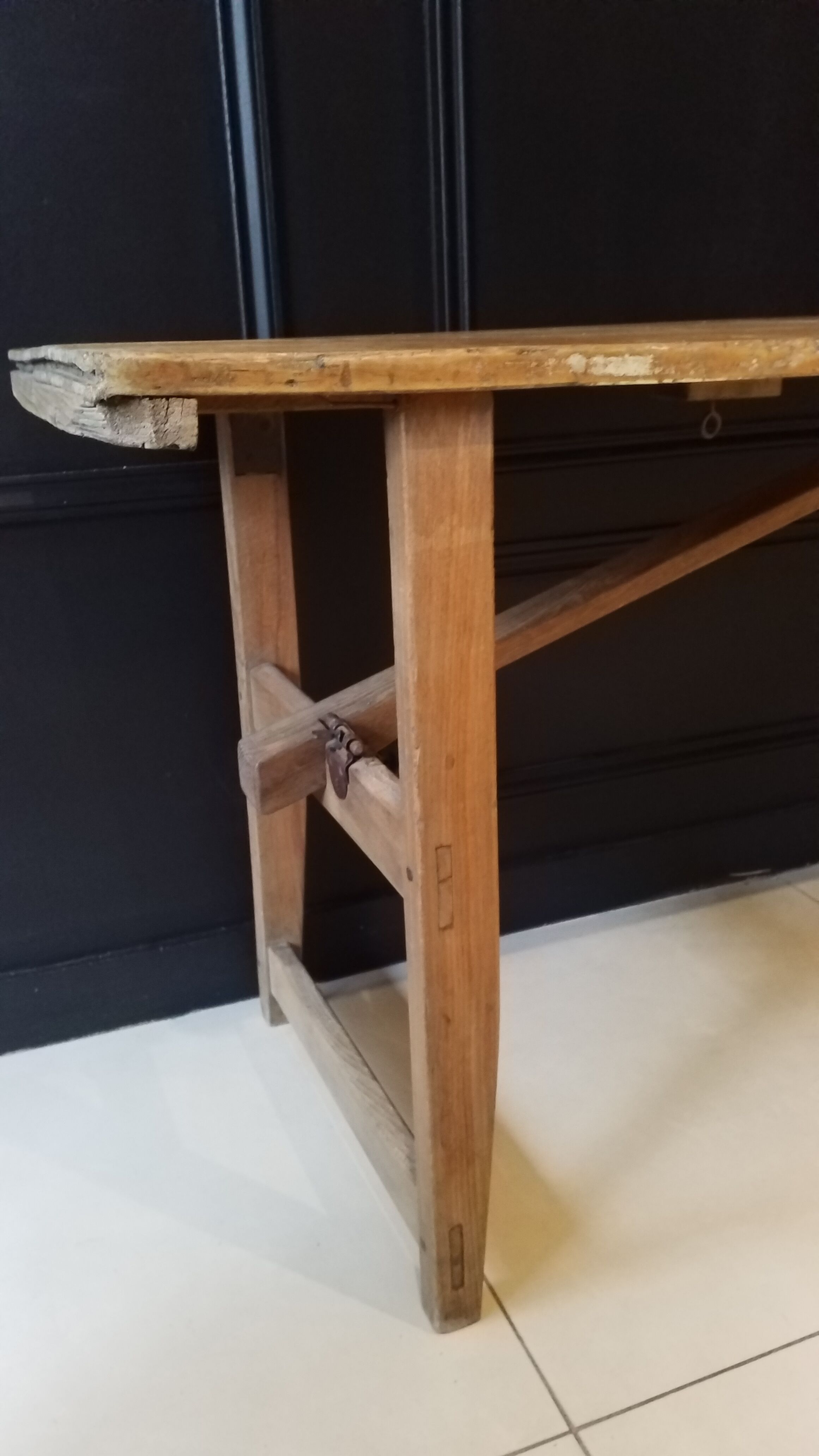 Folding brewery table