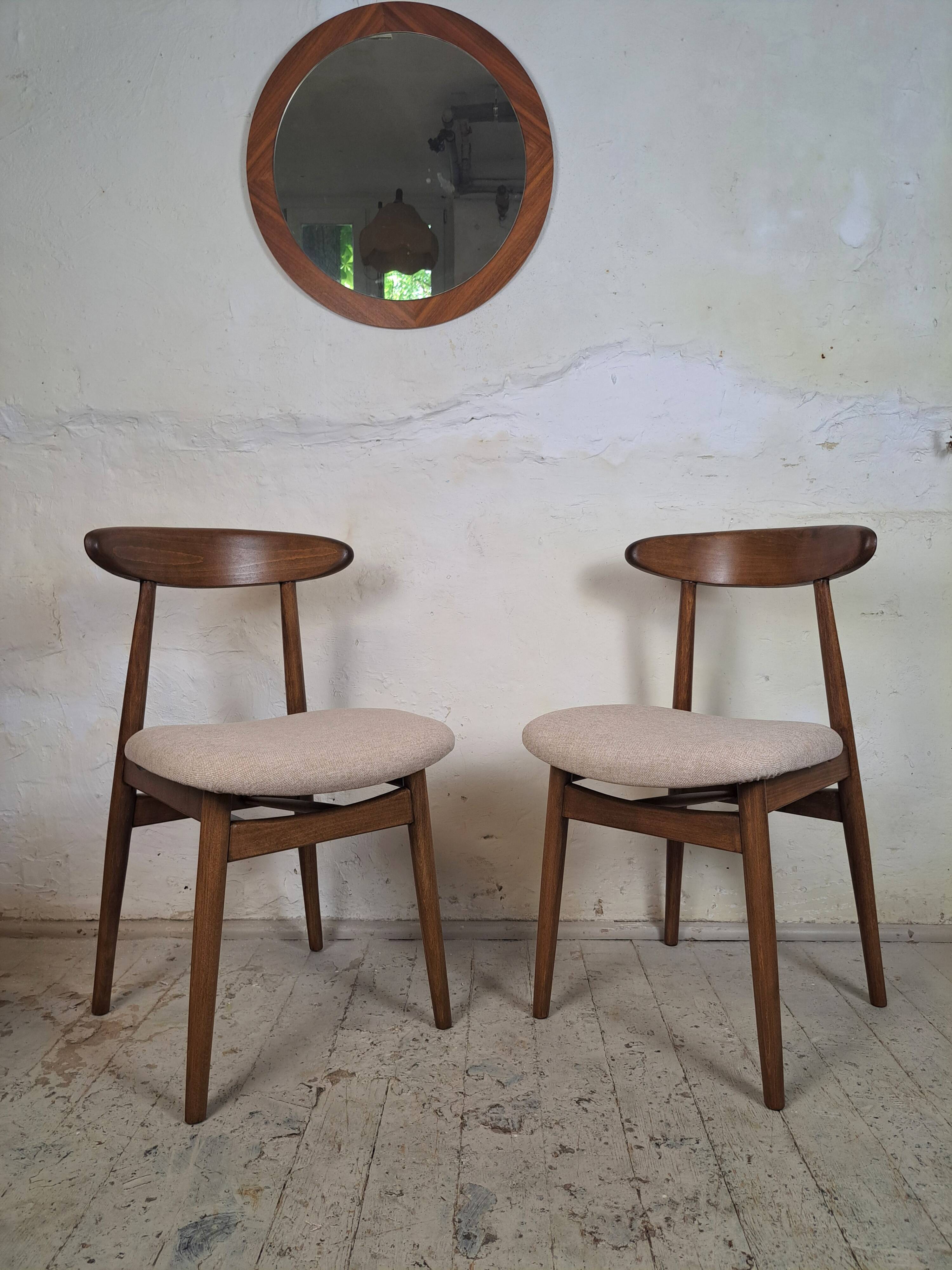 Chaises rénovées de l'époque communiste, années 1960, Pologne