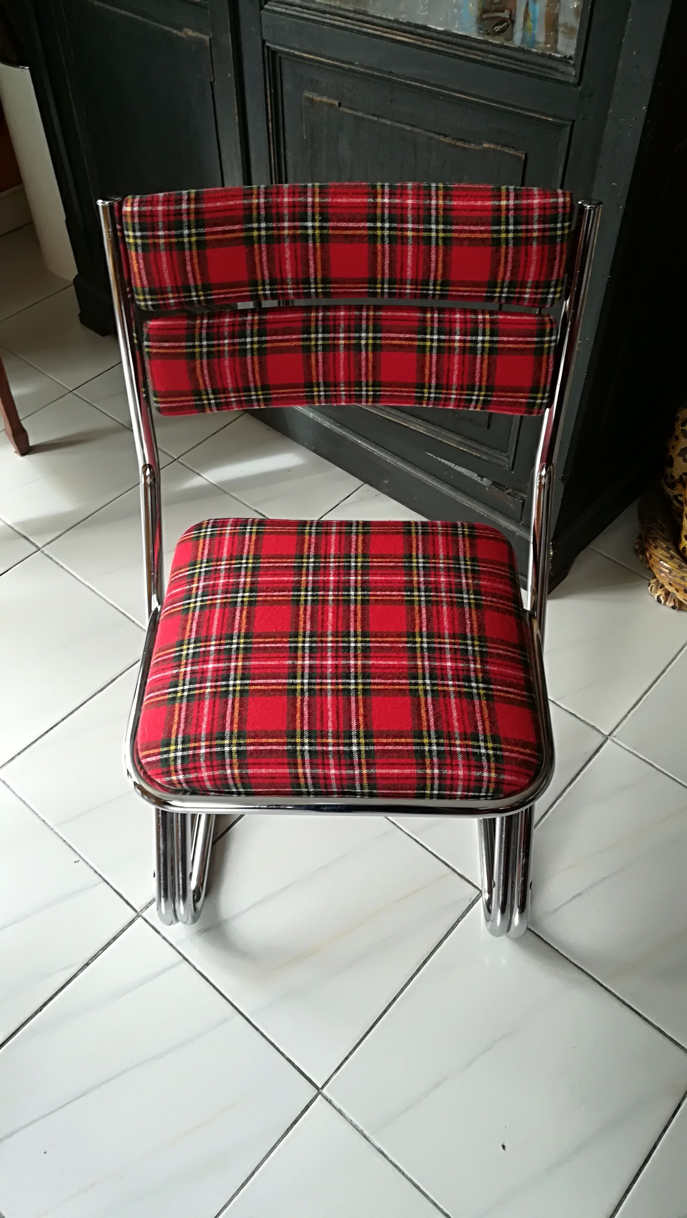 1970s chrome chair