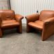 Paire fauteuils cuir design italien