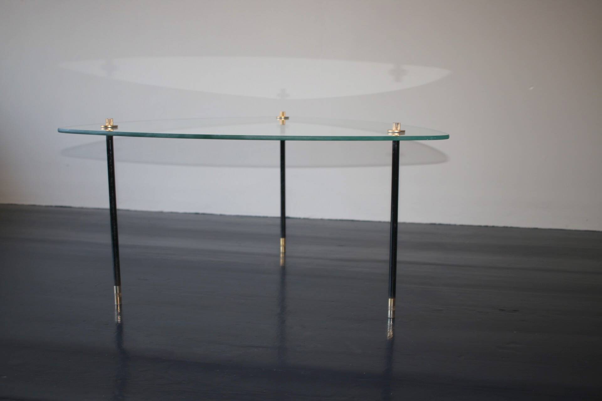 Table d'appoint France années 1950s