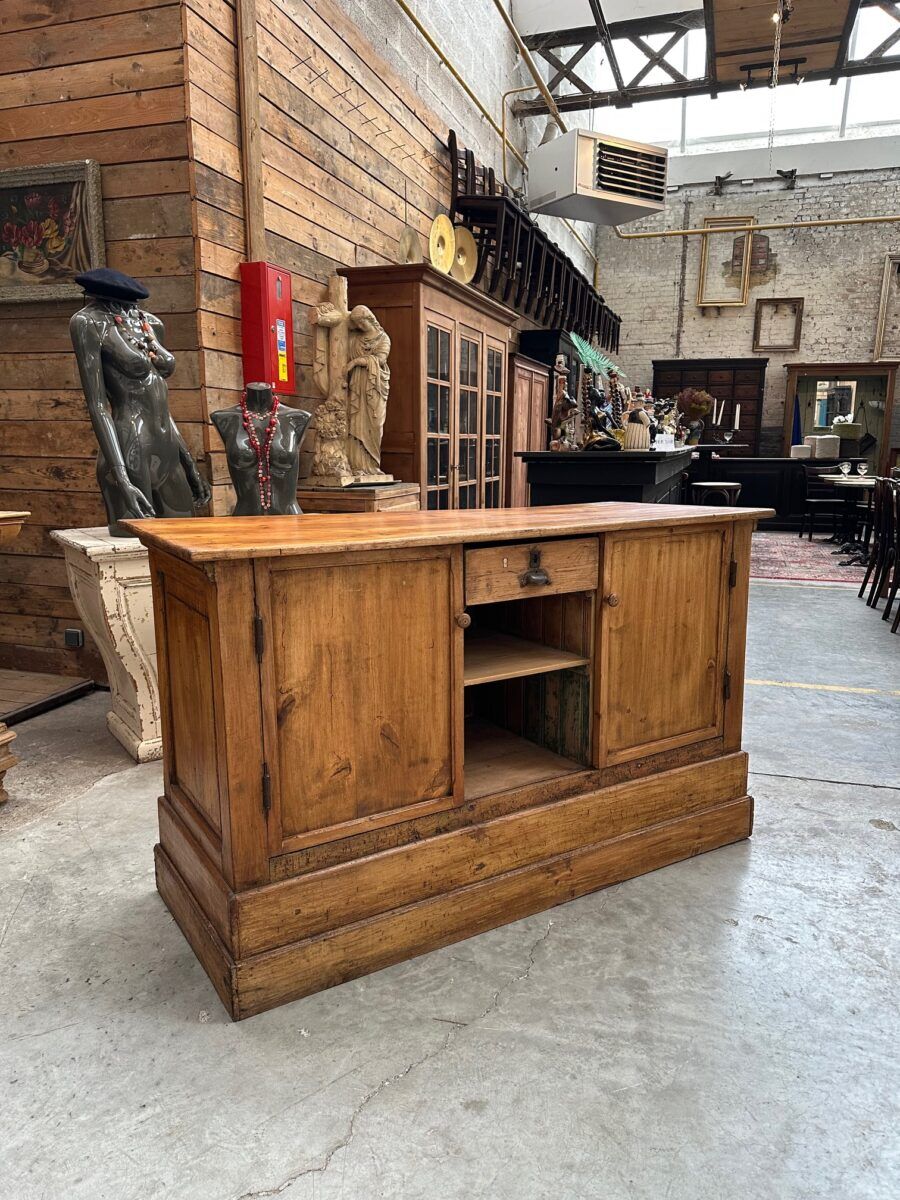 Shop counter early 20th century