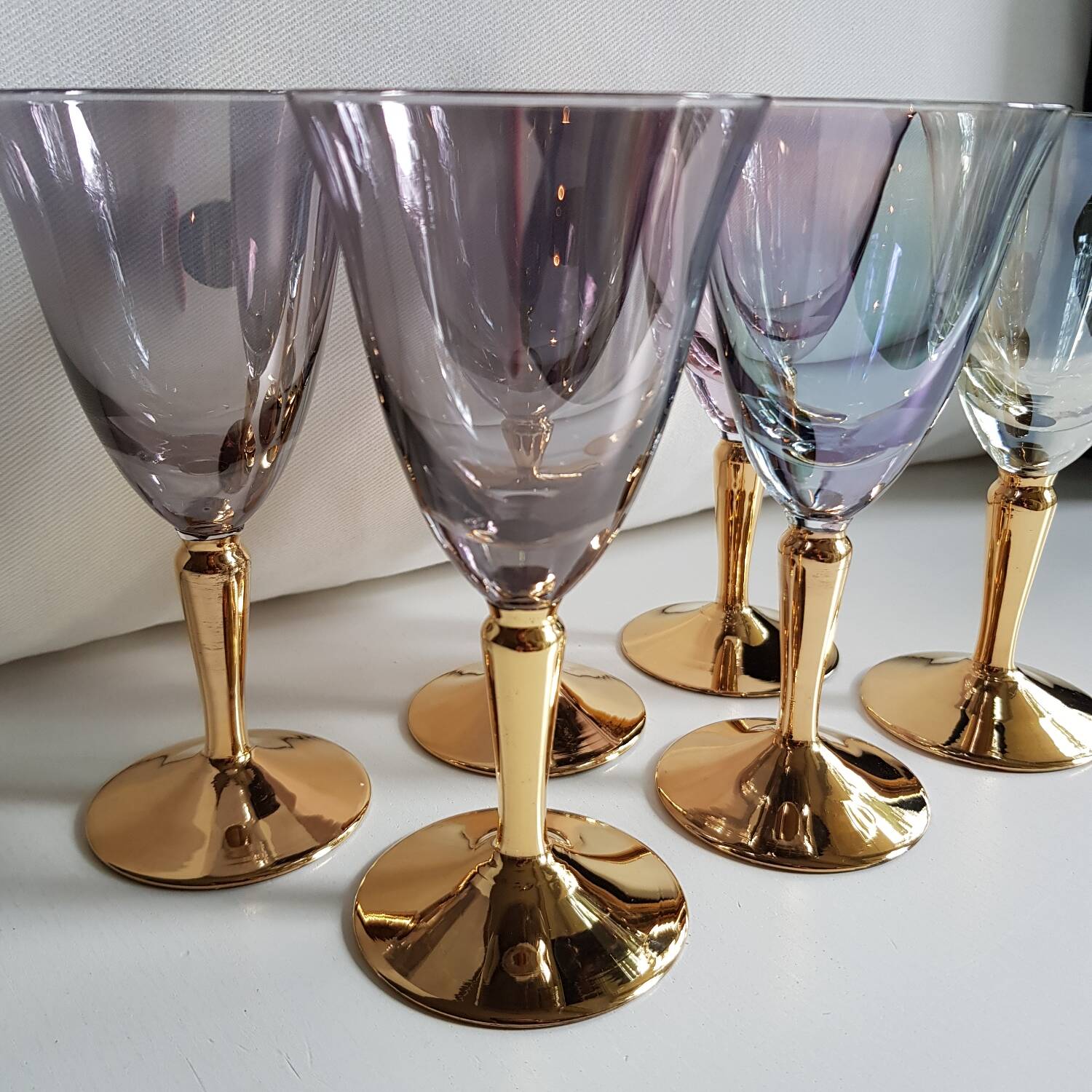 Ensemble de 6 verres à vin à tige en or irisé arlequin du milieu du siècle