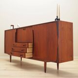 Buffet en teck, design danois, années 1970, production : Danemark