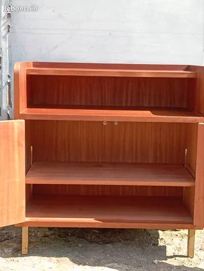 Mid-century modernist sideboard in vintage rosewood Scandinavian style
