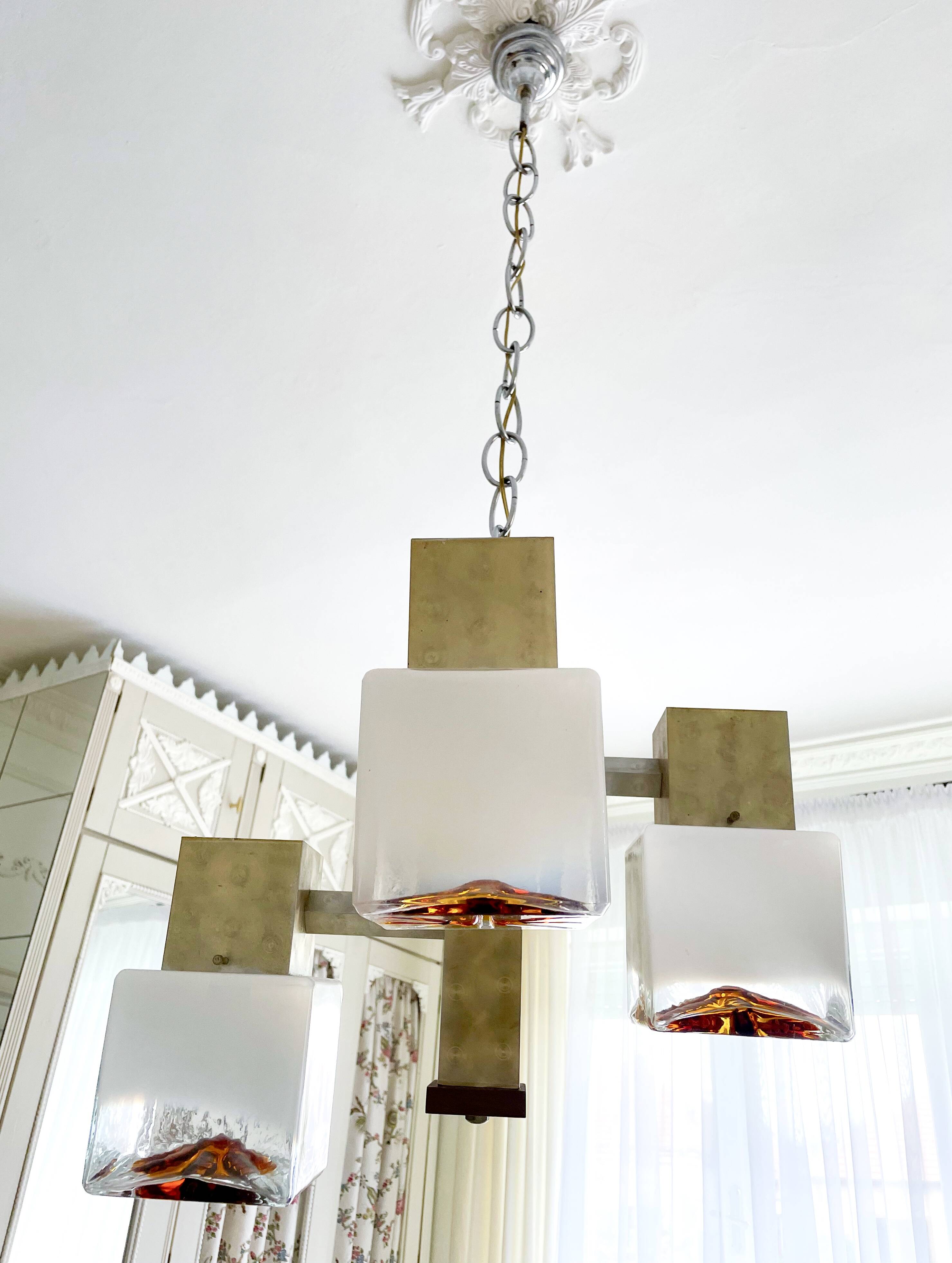 Lustre cubiste Mazzega par Gaetano Sciolari