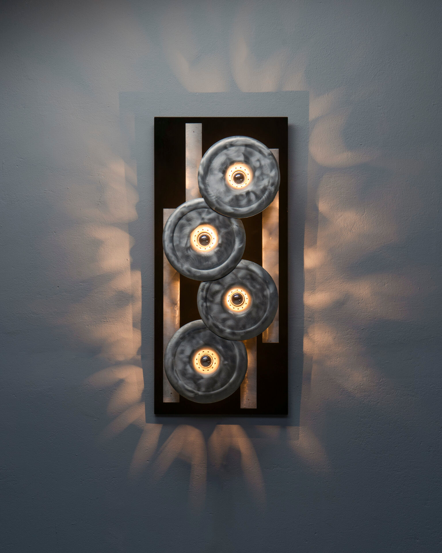 Sculptural wall lamp, Otello Ciullini - EF Viareggio, Italian, 1970s