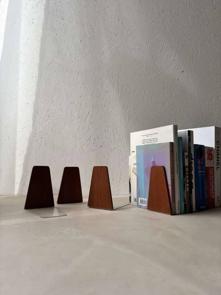 Kai Kristiansen bookends Feldballes Møbelfabrik in teak.
