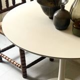 Corner straw chair "fireplace corner" in turned and beaded wood