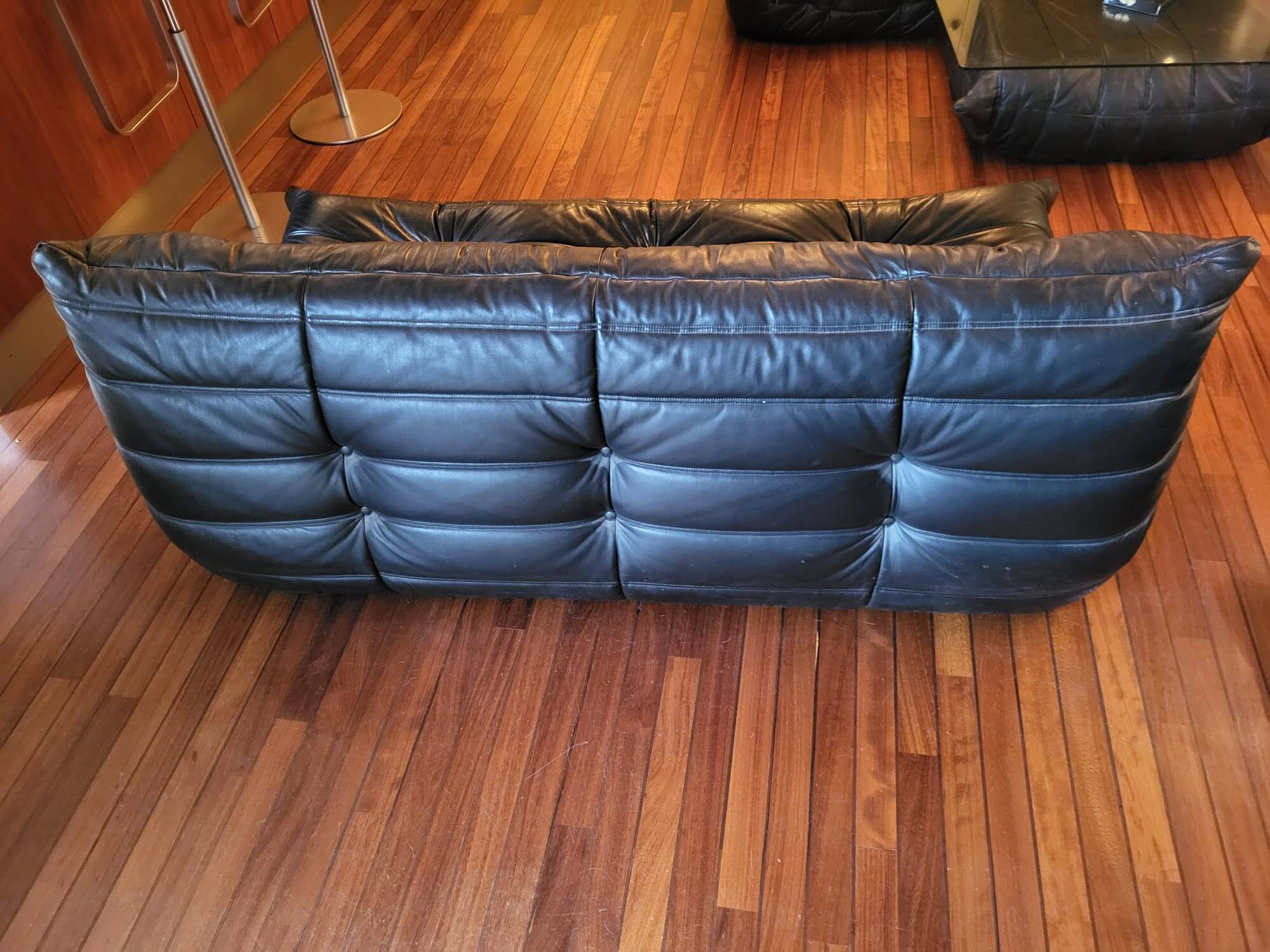 TOGO Canapé Set by Roset in black leather by Michel Ducaroy