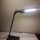 Desk lamp