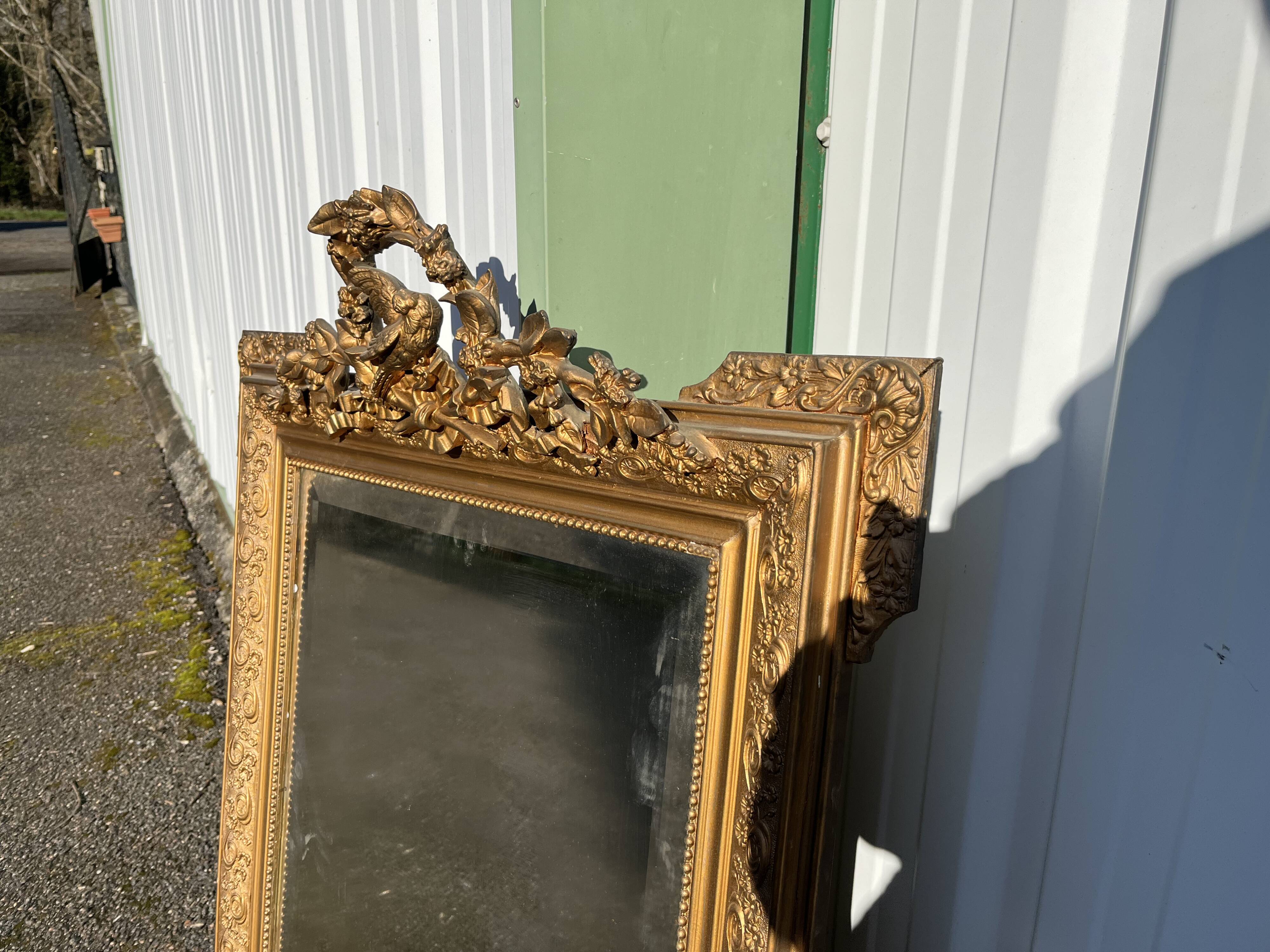 Grand Miroir Ancien Louis XVI – Bois Doré Sculpté à Décor