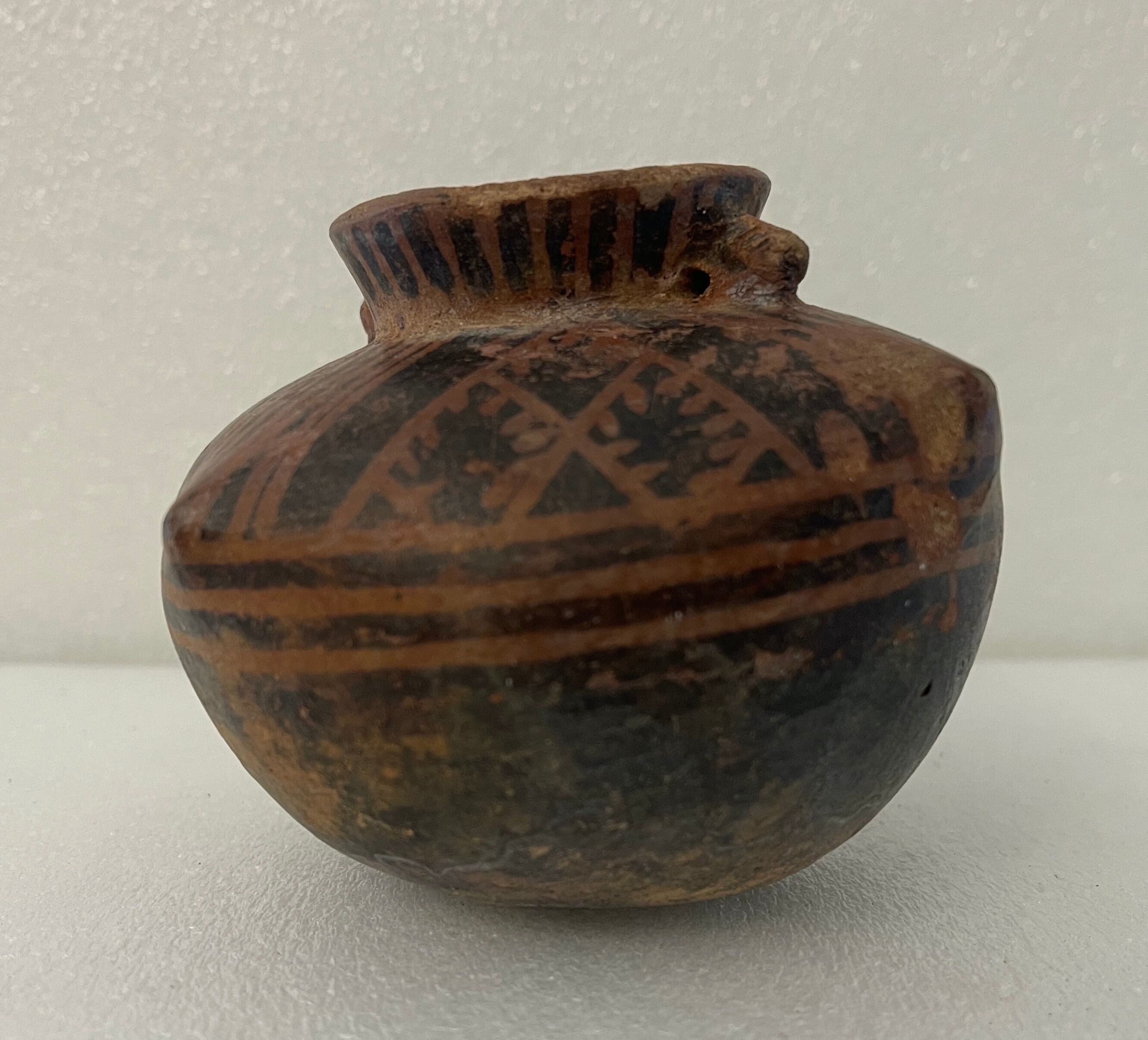 China pot from the Neolithic period Majiayao culture (-3300-2200 BC.C)