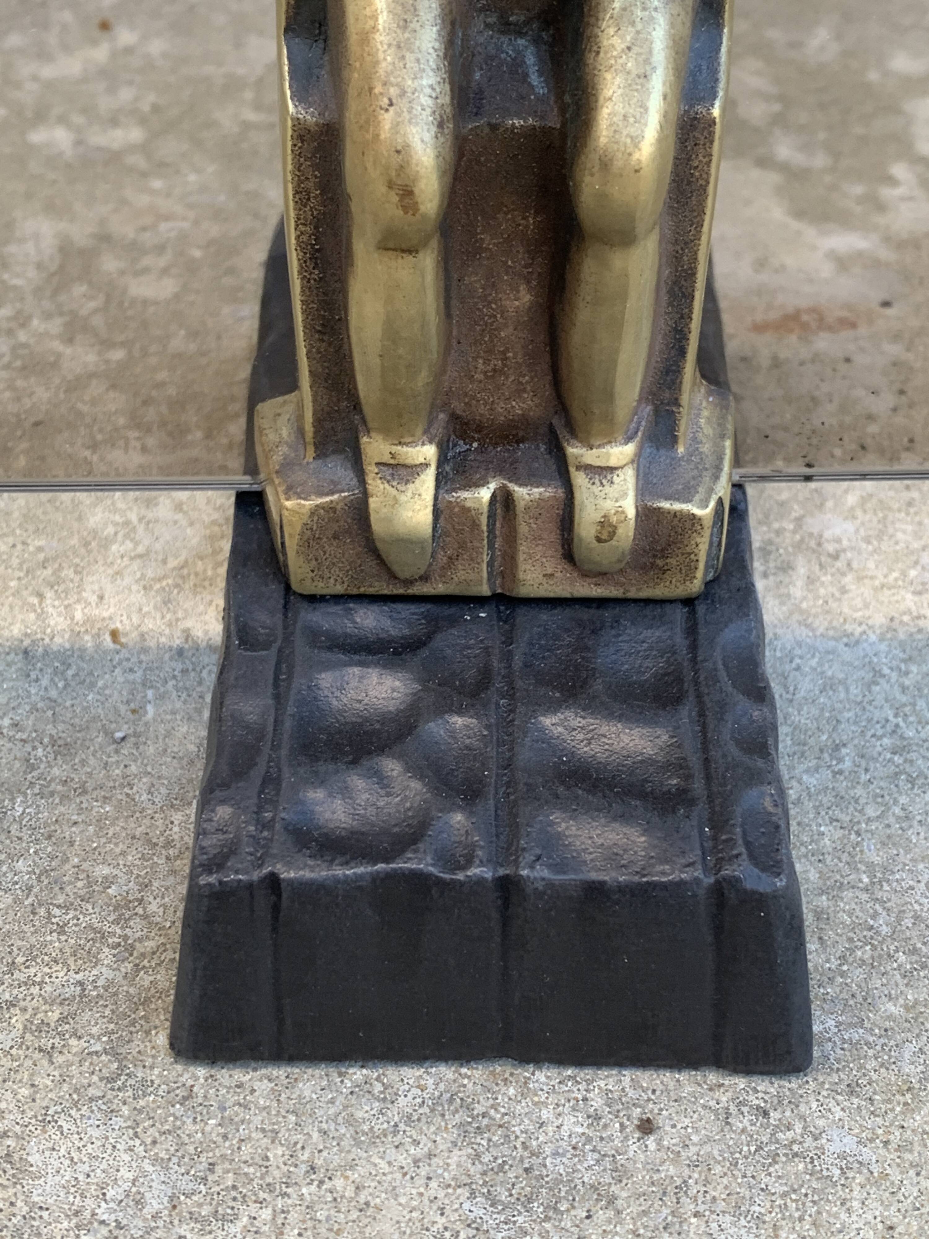 Pare feu design Anton Prinner, chamans en bronze, 1950