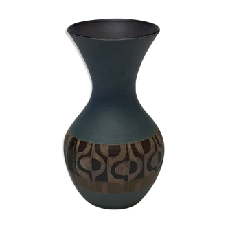 Vase balustre en céramique signé