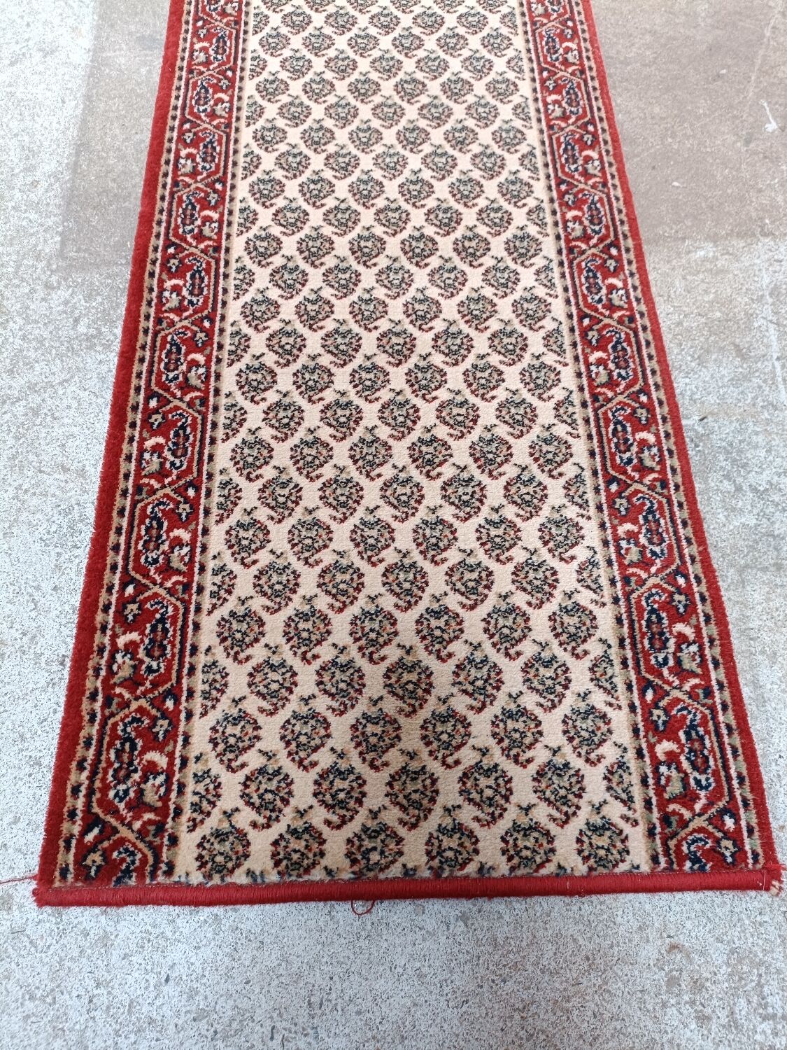 Pure new wool hallway rug Konia model from Lano, Belgium