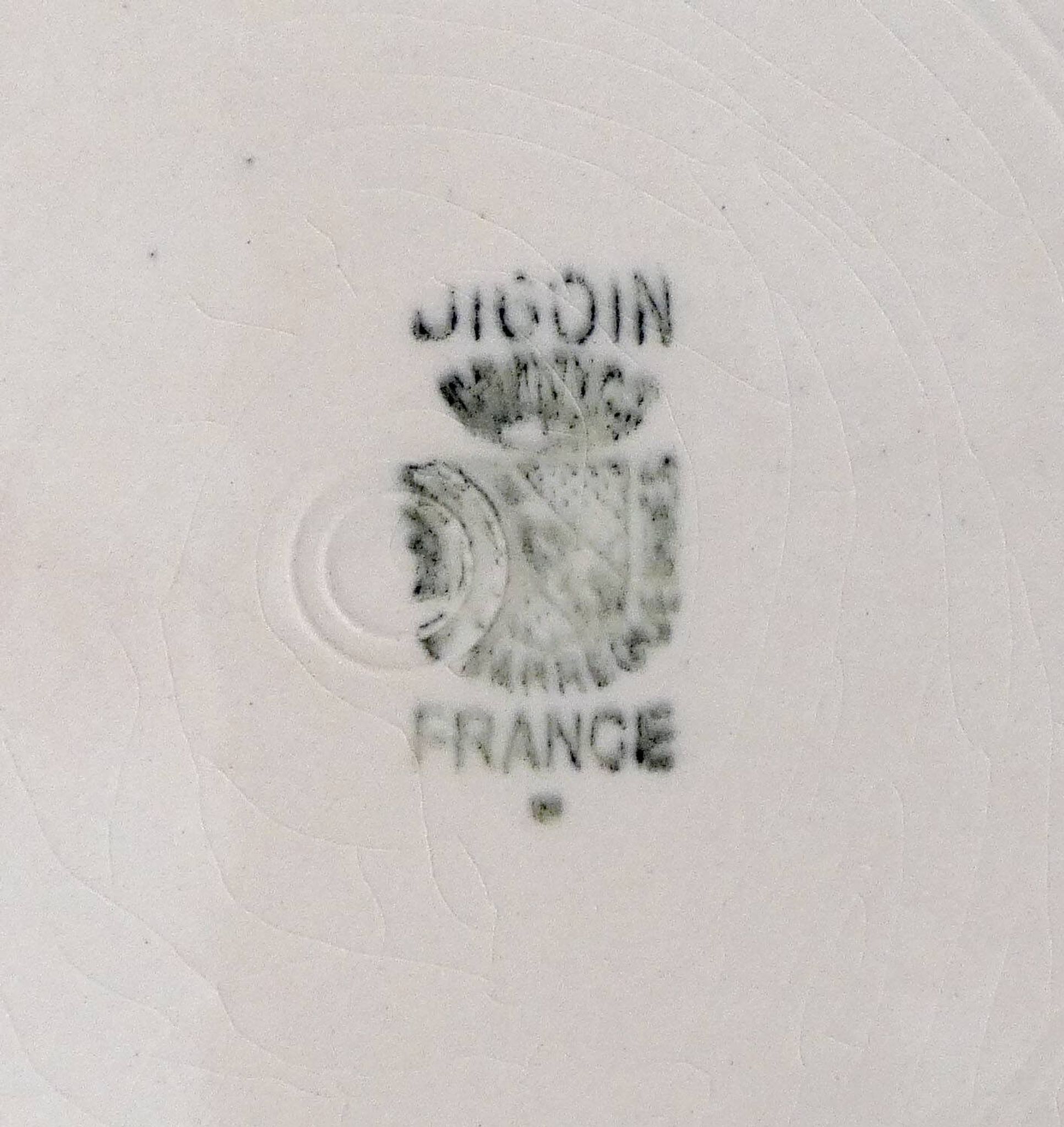 Assiette de présentation Digoin Sarreguemines rose poudré