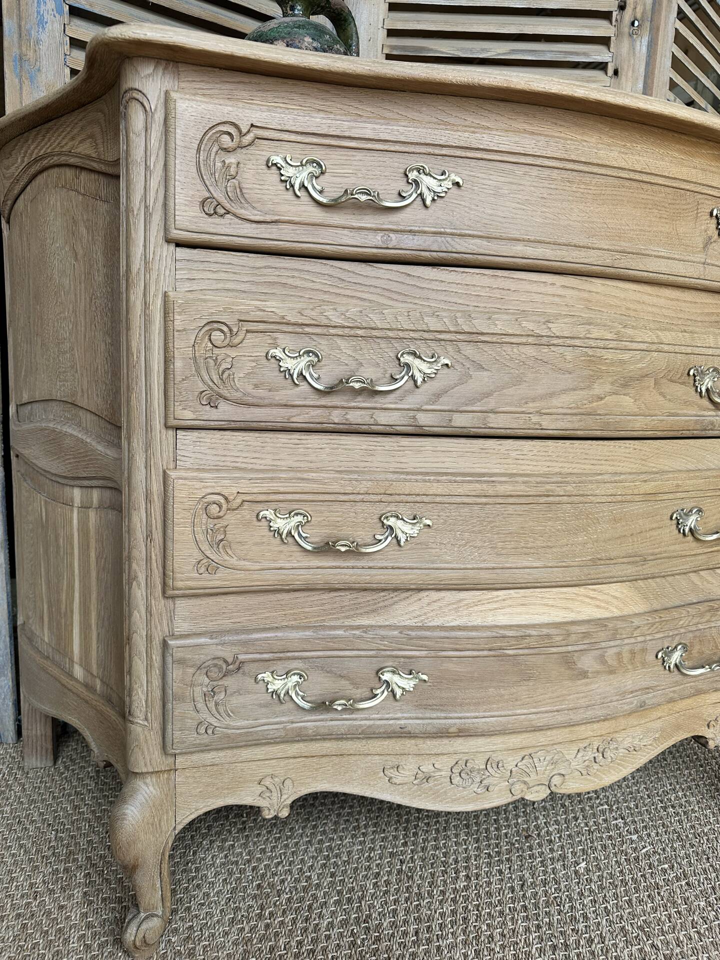Antique oak chest of drawers – Louis XV style – 4 drawers