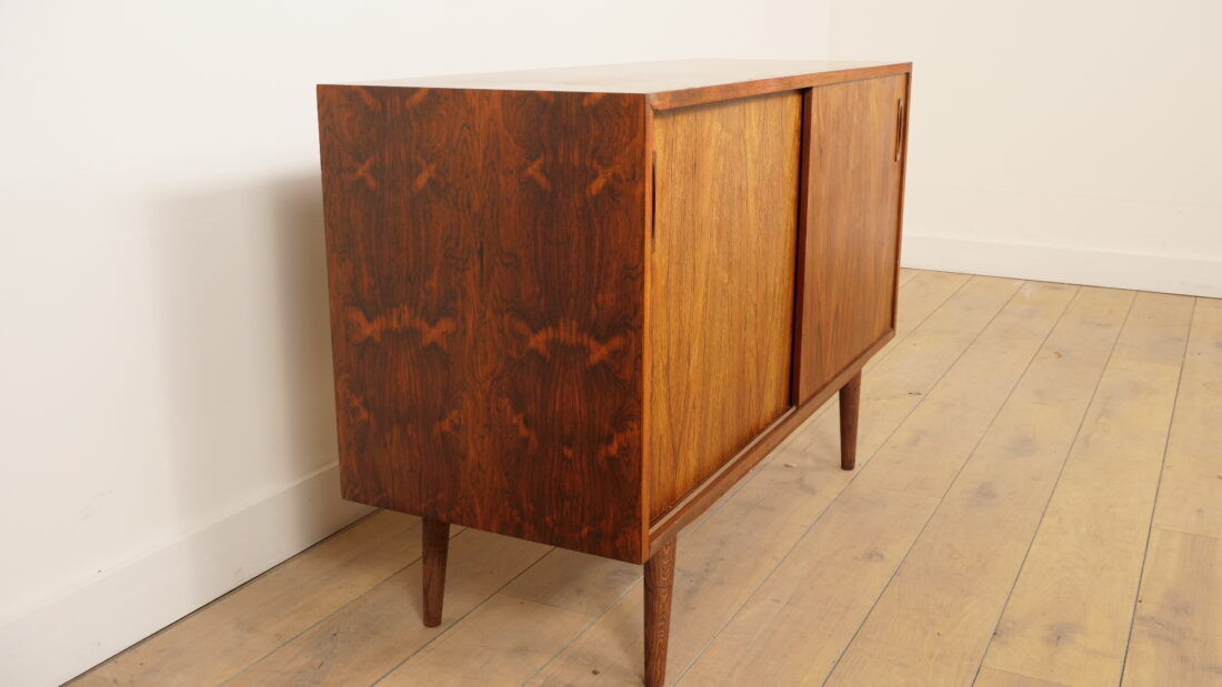 Vintage sideboard | Rosewood | Sliding doors