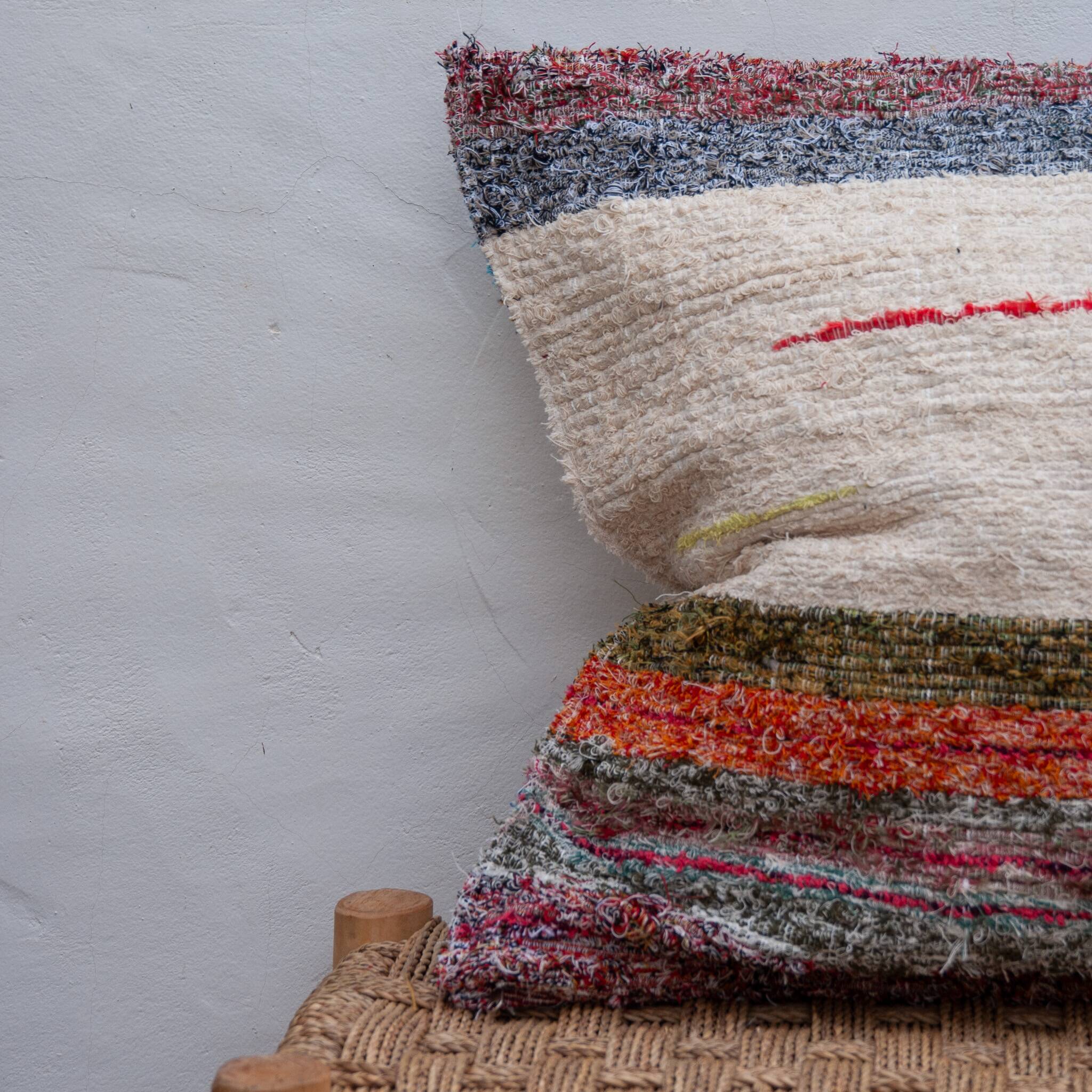 Handwoven cushion cover made from recycled cotton