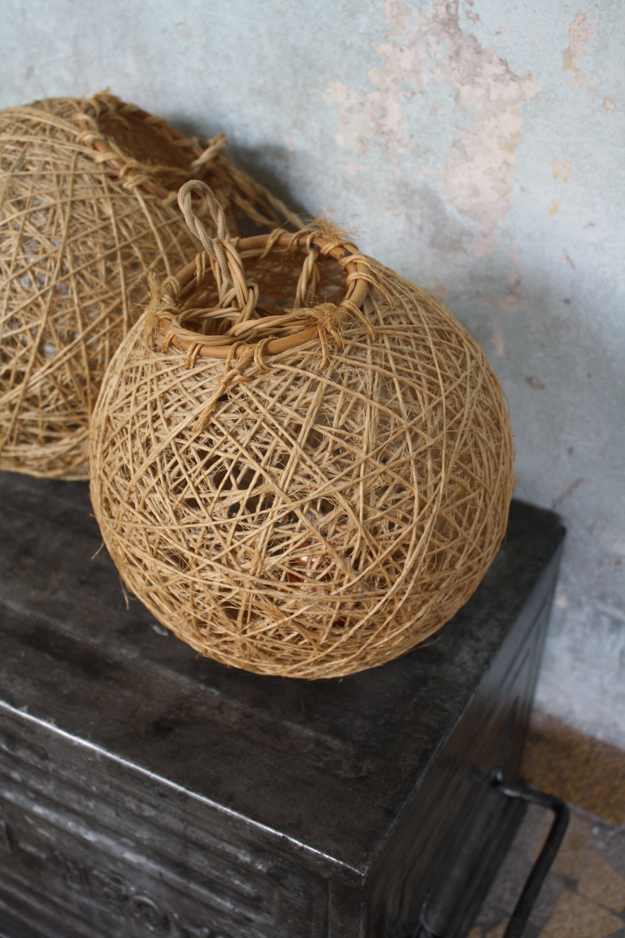 Set of 2 rattan and rope suspensions