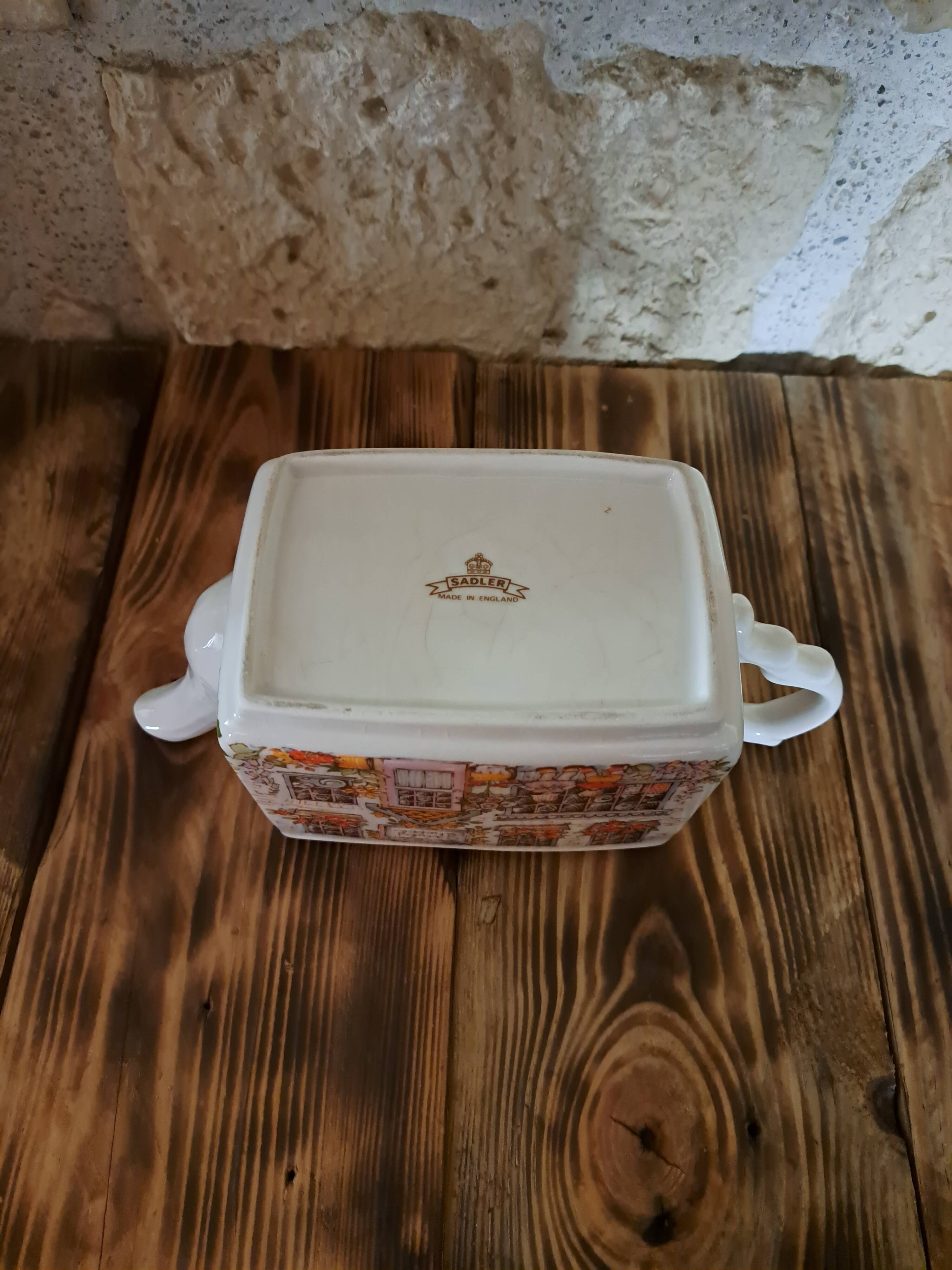Sadler "Ye Olde Candy Shoppe" Cottage Core English Earthenware Teapot
