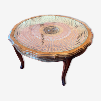 Round coffee table with canning