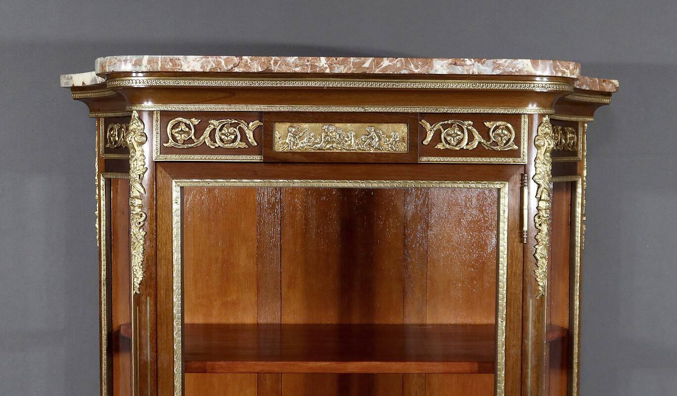 Mahogany Showcase, Transition Louis XV Louis XVI style – 1900