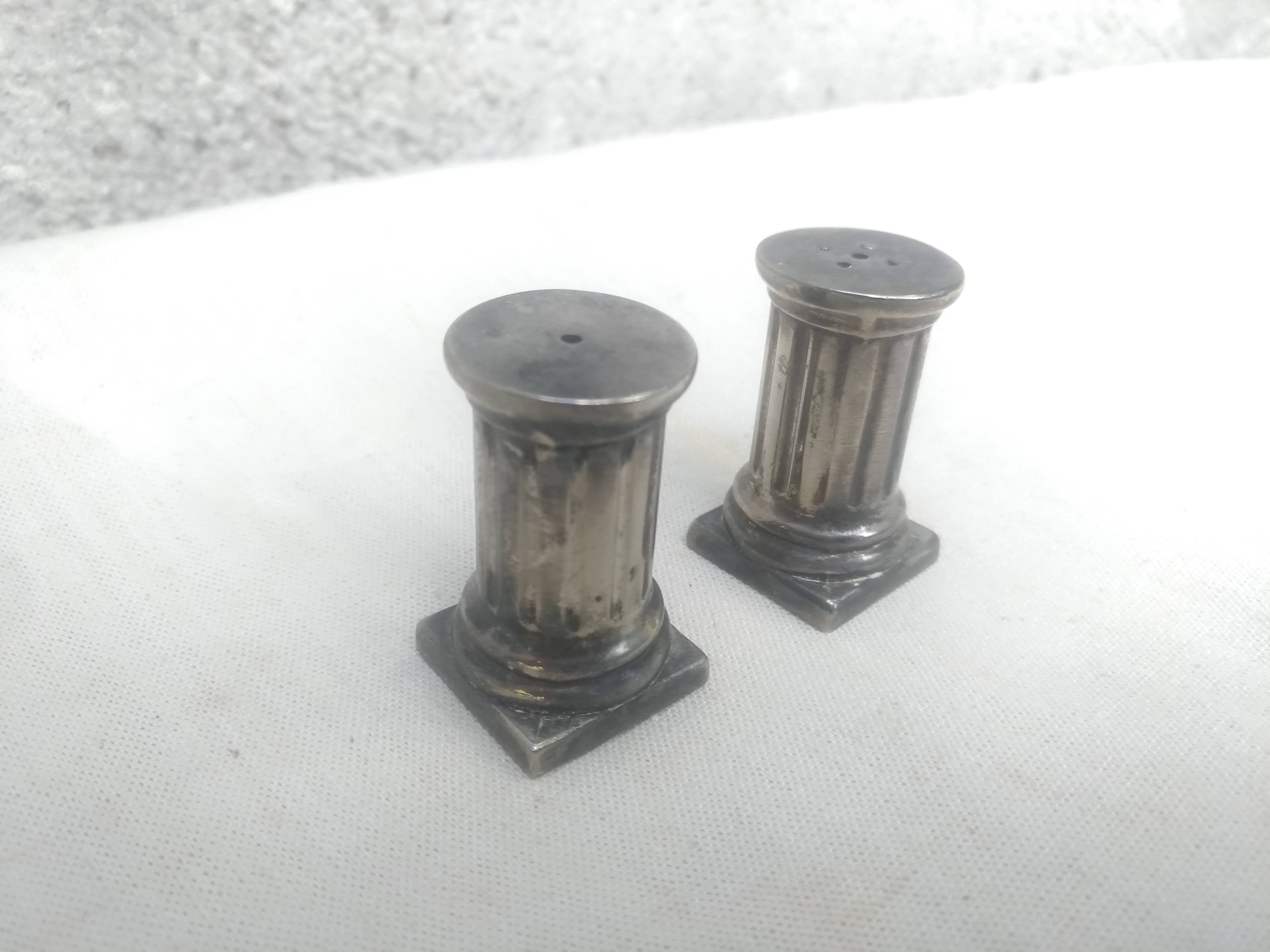 Salt and pepper in silver metal